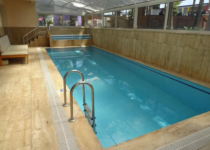 酒店 Rama 高纳克